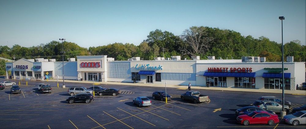 Demopolis Towne Center: 505 US Highway 80 W, Demopolis, AL 36732